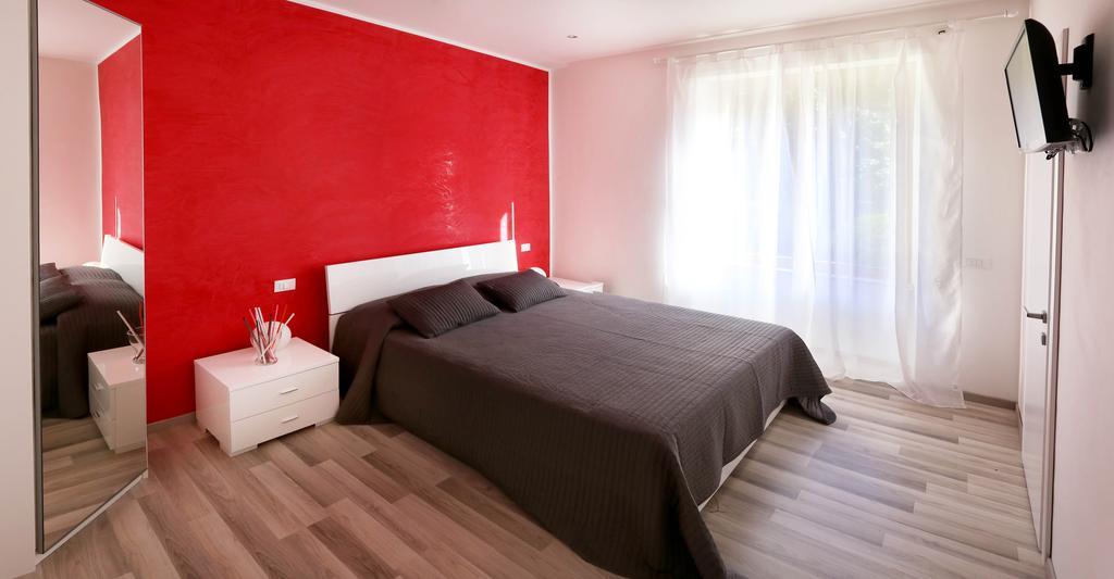 Guest House Roma Ruang foto