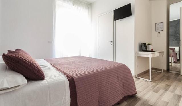 Guest House Roma Ruang foto